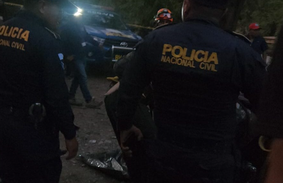 Dos bomberos forestales fallecen en San Miguel Chicaj mientras combatían incendio