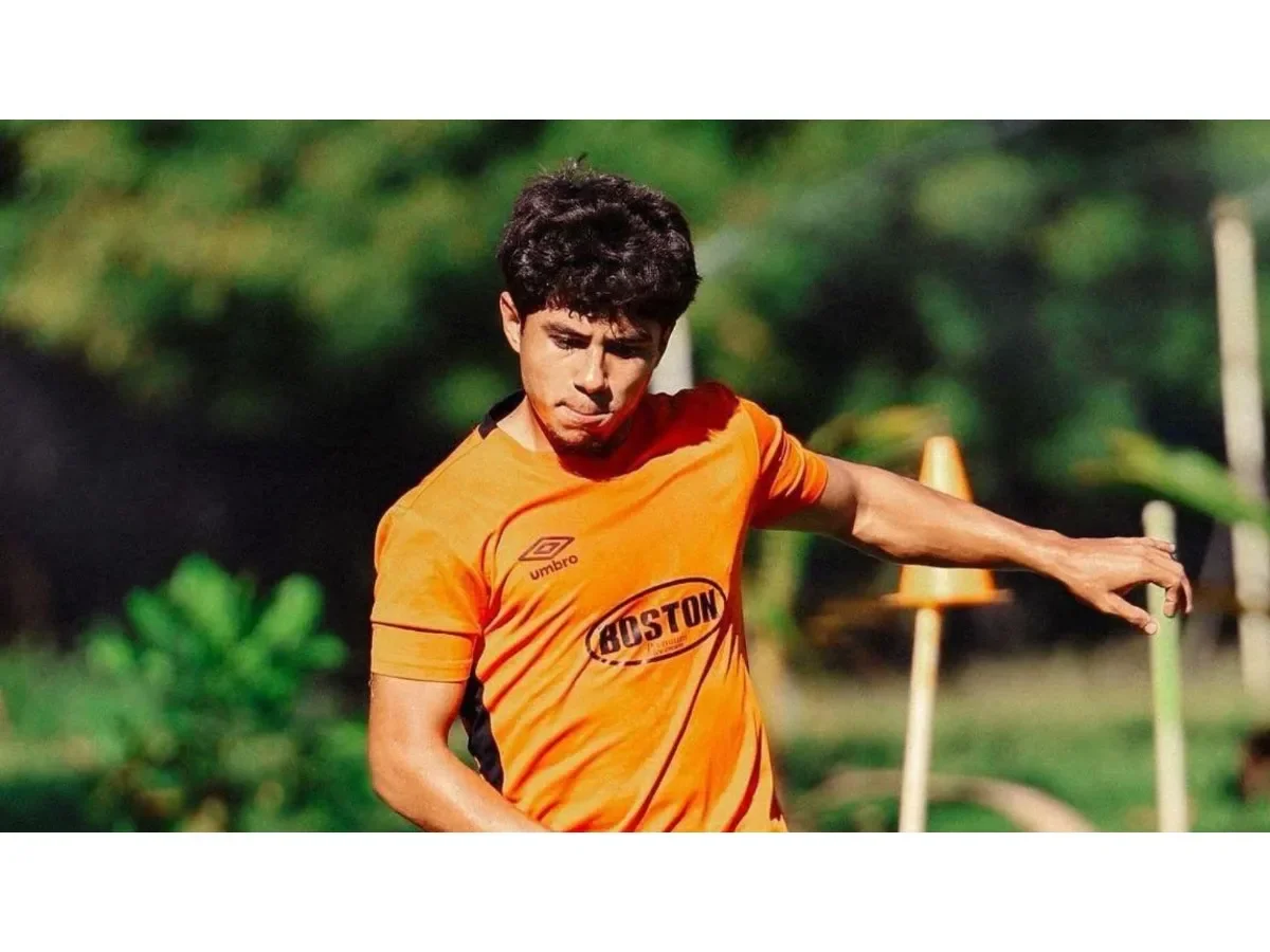 Ricardo Villatoro se pierde un mes en Águila por lesión en el tobillo izquierdo
