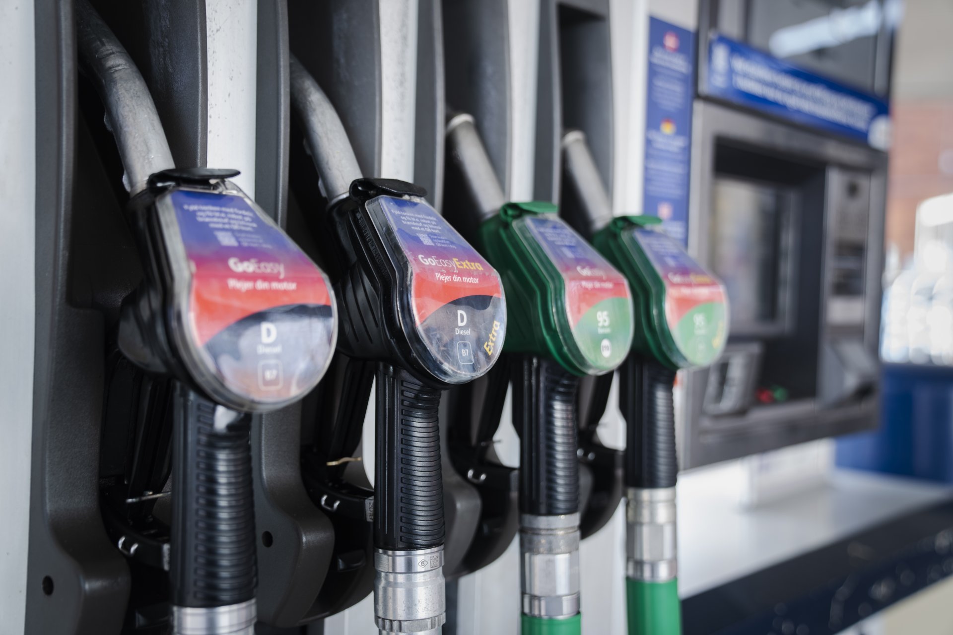 Precio de la gasolina en EE. UU. supera los US$3.4 por galón y persiste alza por conflicto en Medio Oriente