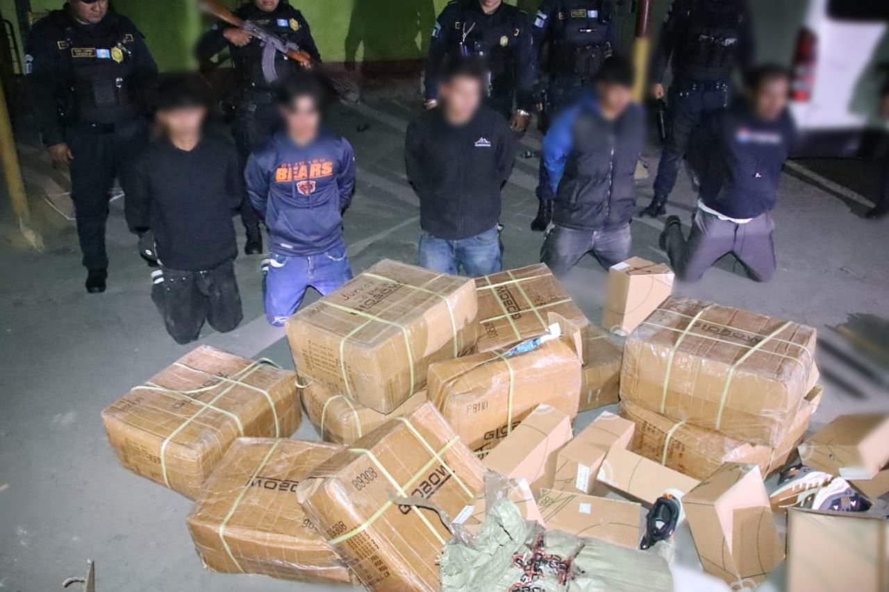 Capturan a banda criminal responsable de 23 robos en comercios de la zona 1 de Guatemala