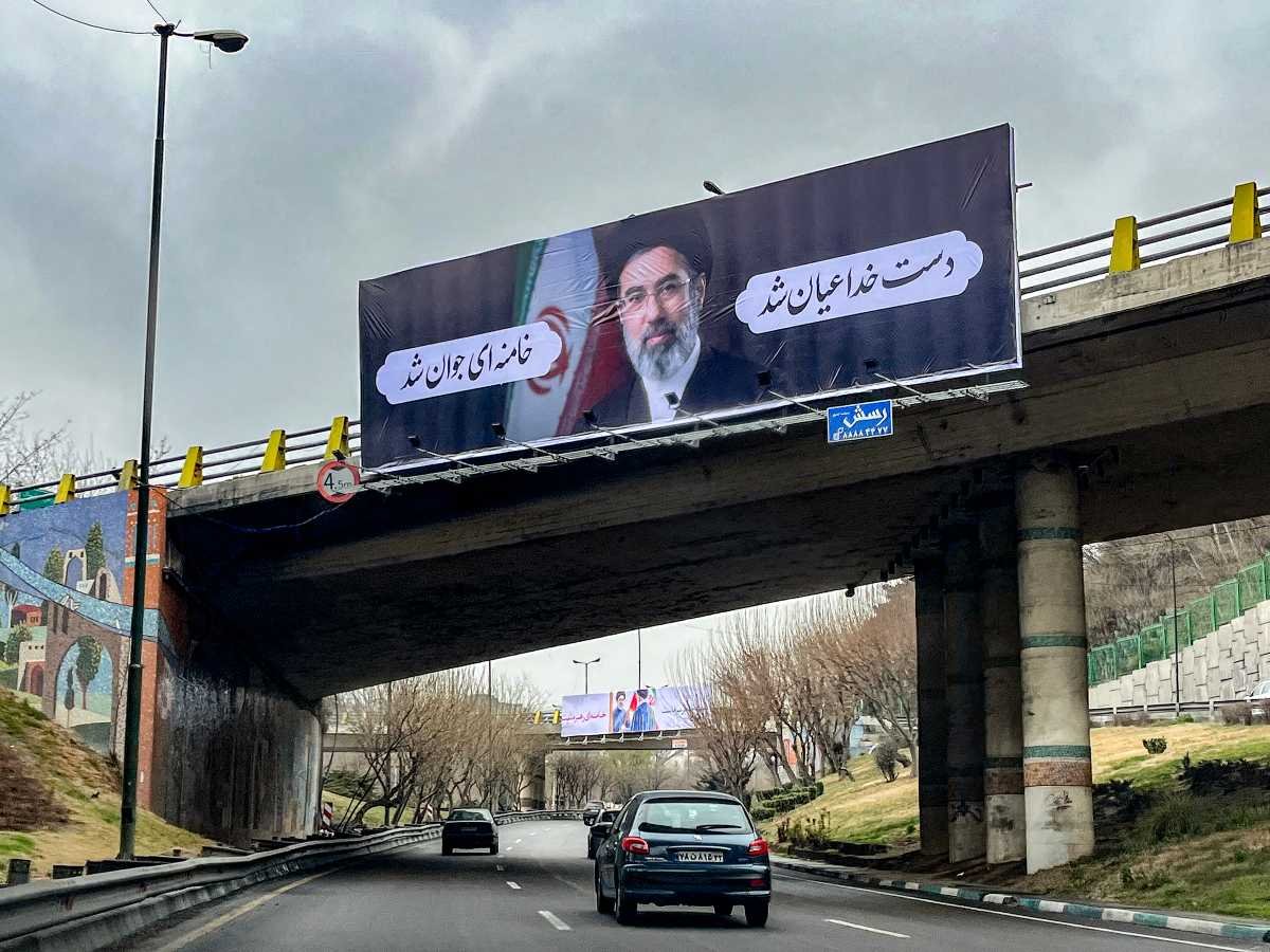 El régimen teocrático de Irán: estructura y funcionamiento desde 1979