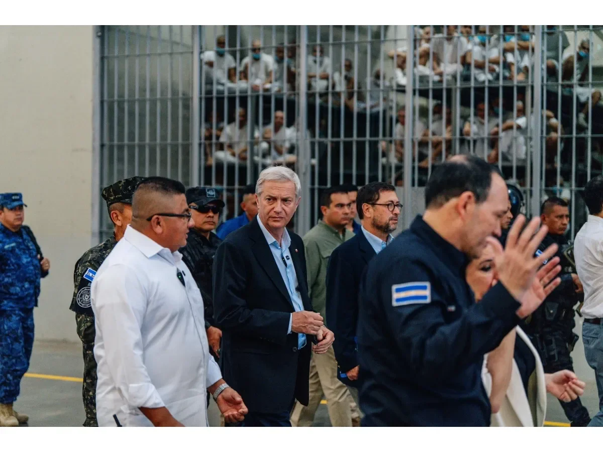 Vicepresidente Félix Ulloa anuncia visita oficial de Nayib Bukele a Chile en mayo