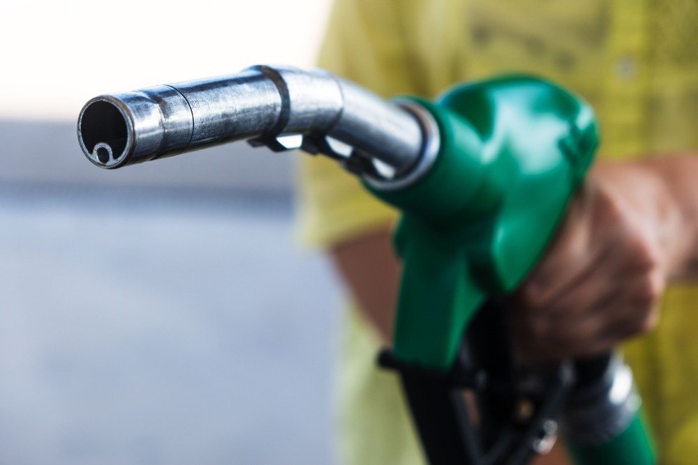 Investigan incremento anticipado del precio de la gasolina en 25 estaciones en Guatemala