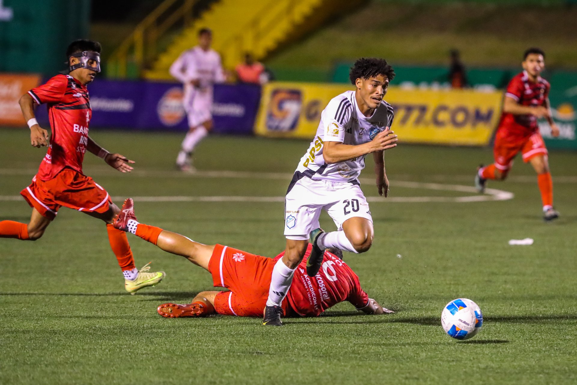 Jornada 13 del Clausura 2026: Cobán Imperial y Comunicaciones protagonizan duelo clave por el liderato Jornada 13 del Clausura 2026: Cobán Imperial y Comunicaciones protagonizan duelo clave por el liderato