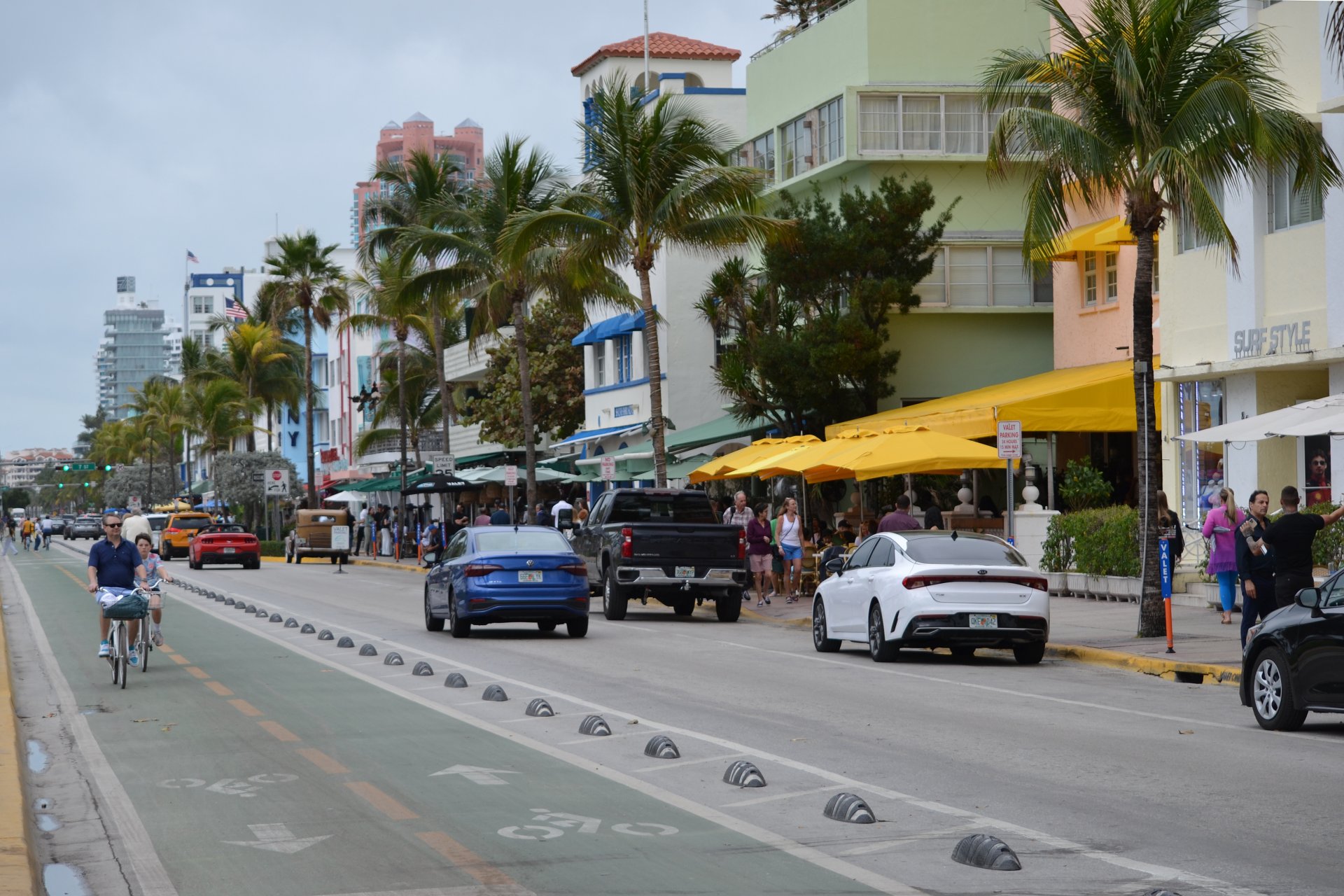 Miami Beach implementa tarifas de hasta US$100 en estacionamientos para controlar vacaciones de primavera