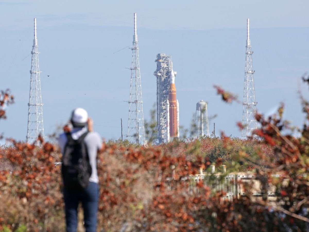 NASA programa lanzamiento de Artemis II para el 1 de abril rumbo a la órbita lunar