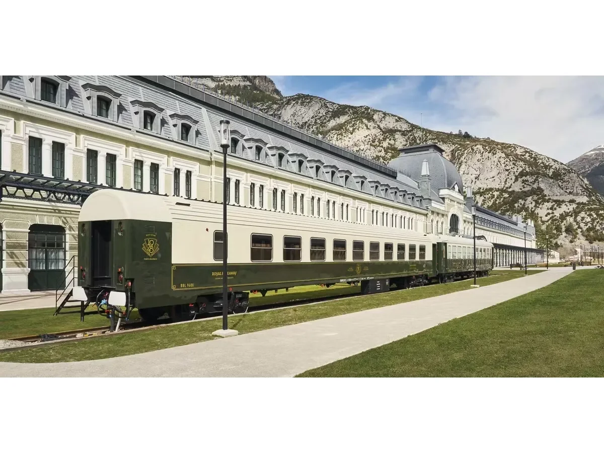 Canfranc: De estación abandonada a hotel de lujo en los Pirineos españoles