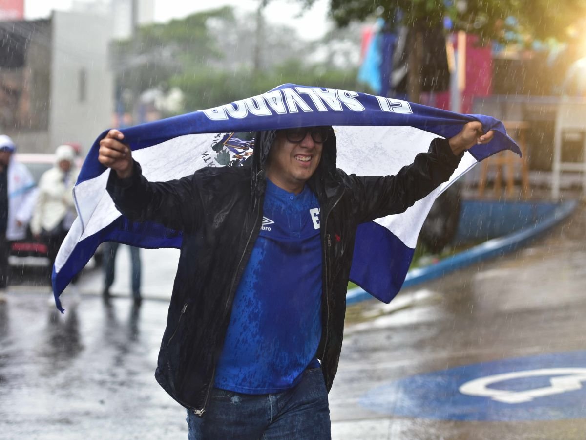 Calor y lluvias puntuales marcan el pronóstico climático para este viernes en El Salvador