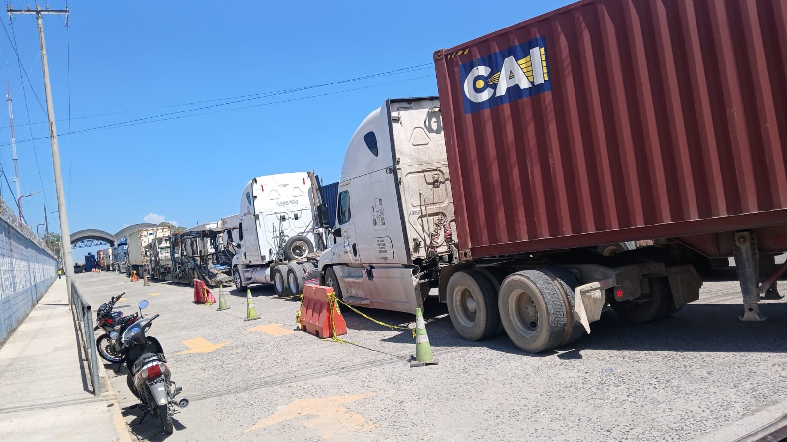Fallas en sistema aduanero generan congestión en Empornac y aduanas terrestres de Guatemala