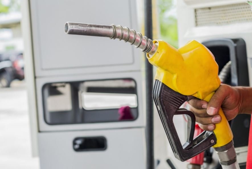 Precios de combustibles en Guatemala registran alzas superiores a Q5 en una semana