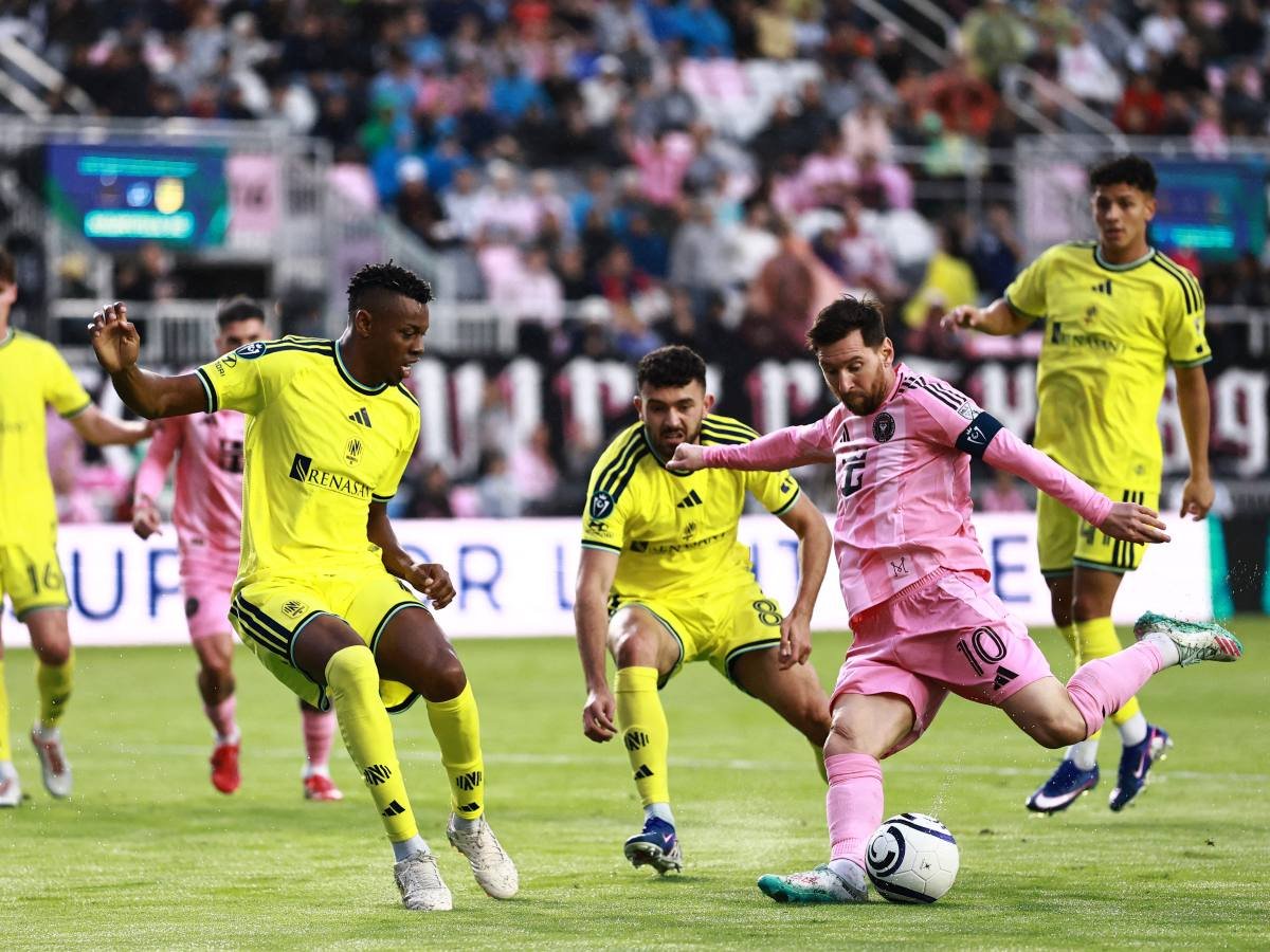 Lionel Messi alcanza los 900 goles en su carrera profesional durante la Copa de Campeones de Concacaf