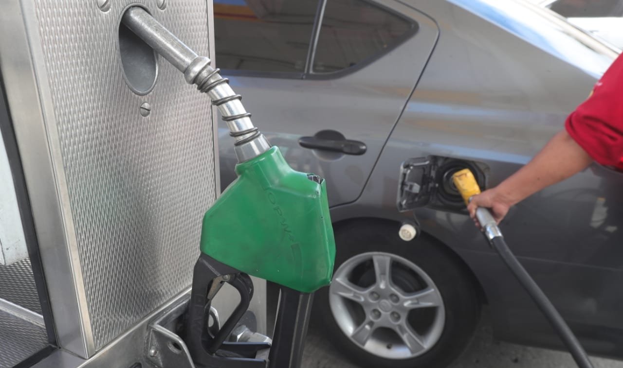 Congreso de Guatemala analiza dos iniciativas para subsidios en gasolina y gas propano