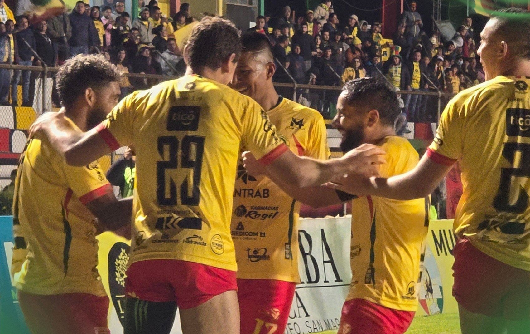 Deportivo Marquense remonta y abandona zona de descenso tras vencer al líder Cobán Imperial en Clausura 2026