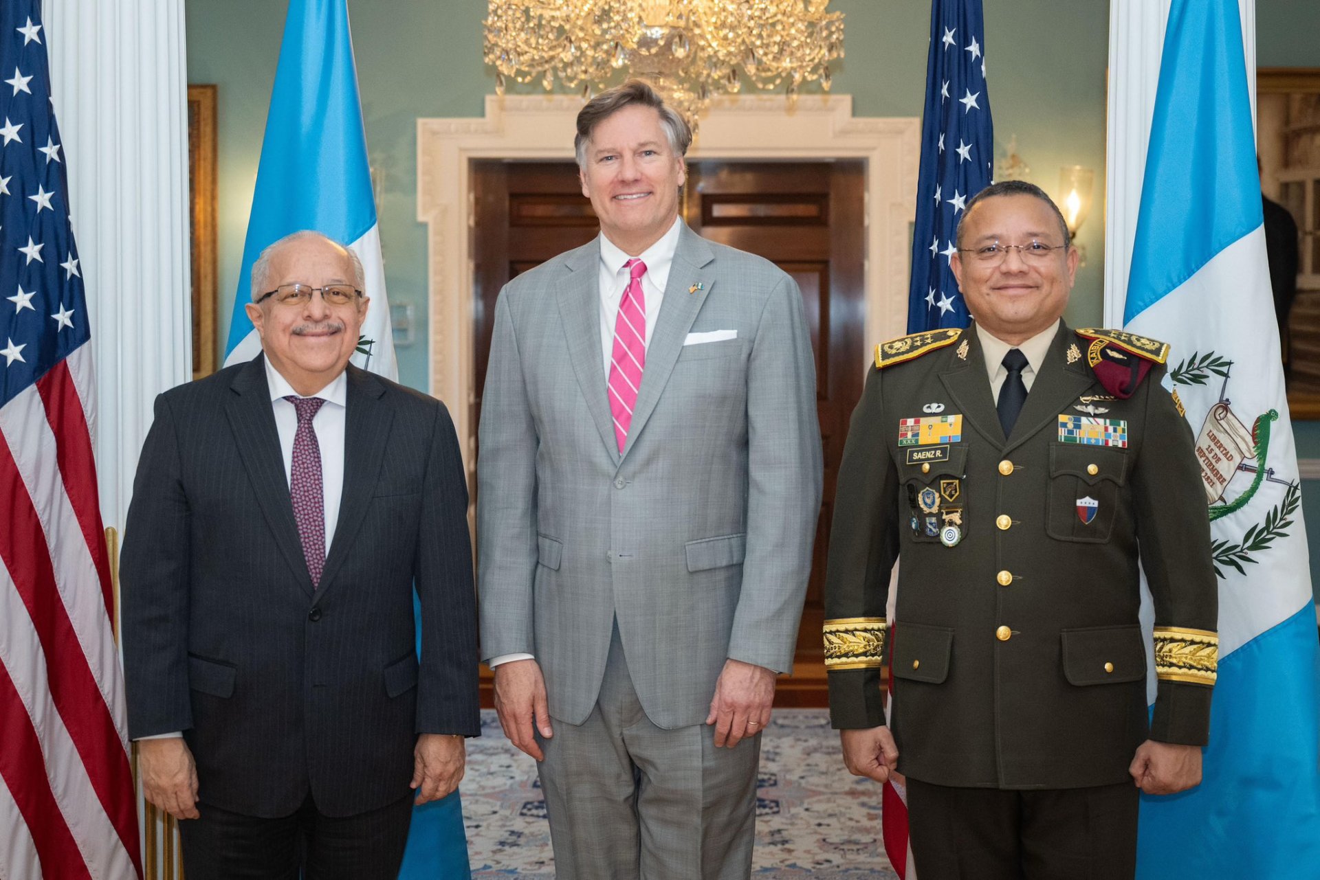 Guatemala y Estados Unidos fortalecen cooperación en seguridad, migración y comercio