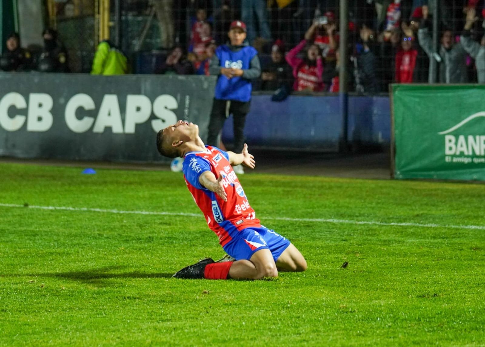 Xelajú MC remonta y vence 3-1 a Municipal en el Mario Camposeco en jornada 14 del Clausura 2026