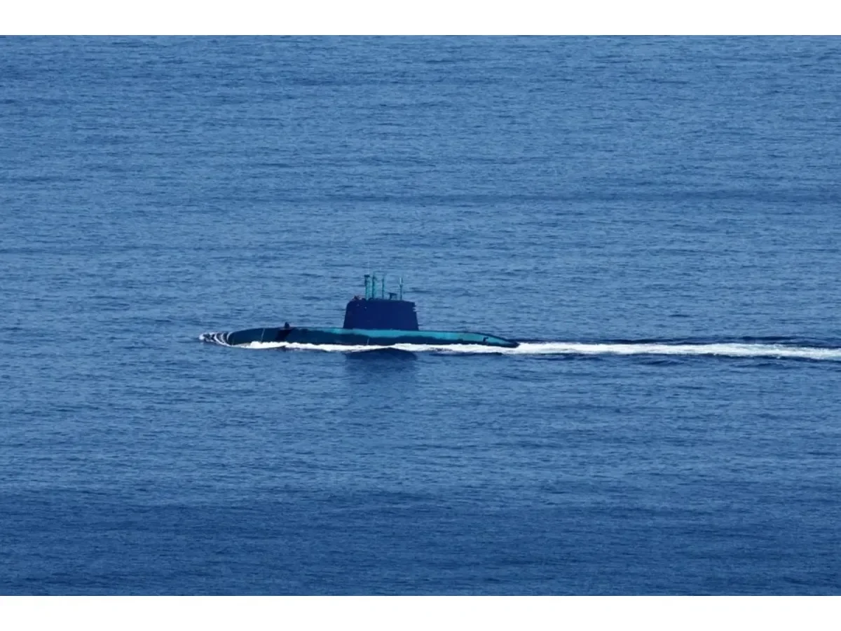 Estados Unidos confirma destrucción de flota submarina iraní y daños en puertos militares