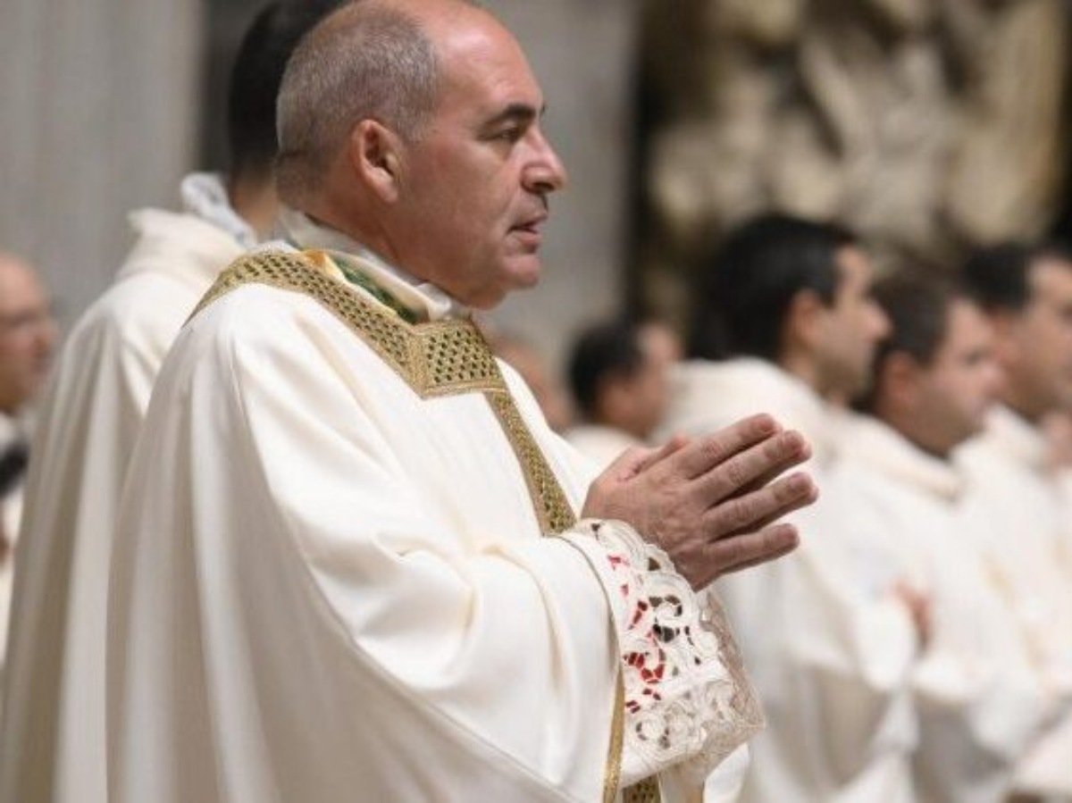 El Vaticano anuncia cambio en la Nunciatura Apostólica en El Salvador con traslado de Mons. Luigi Roberto Cona