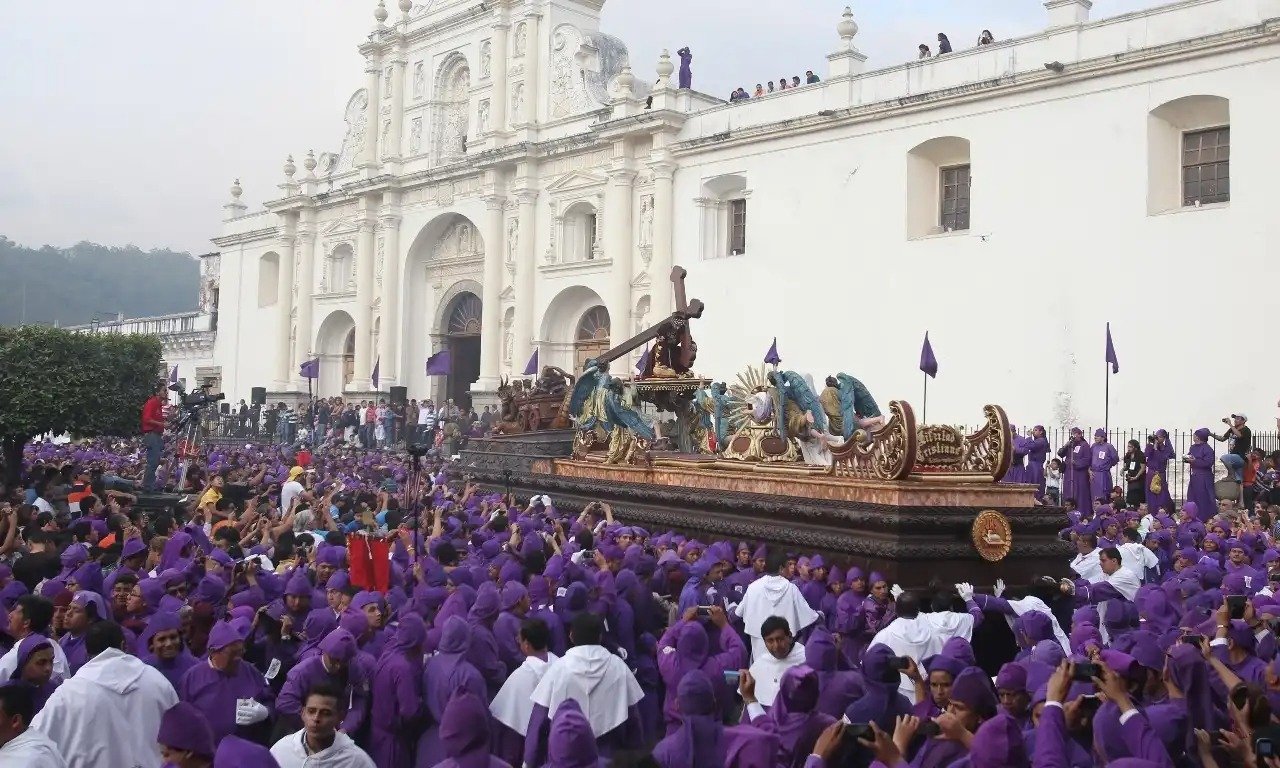 Procesión de Jesús Nazareno de la Caída en San Bartolomé Becerra 2026: recorrido, horarios y logística vial
