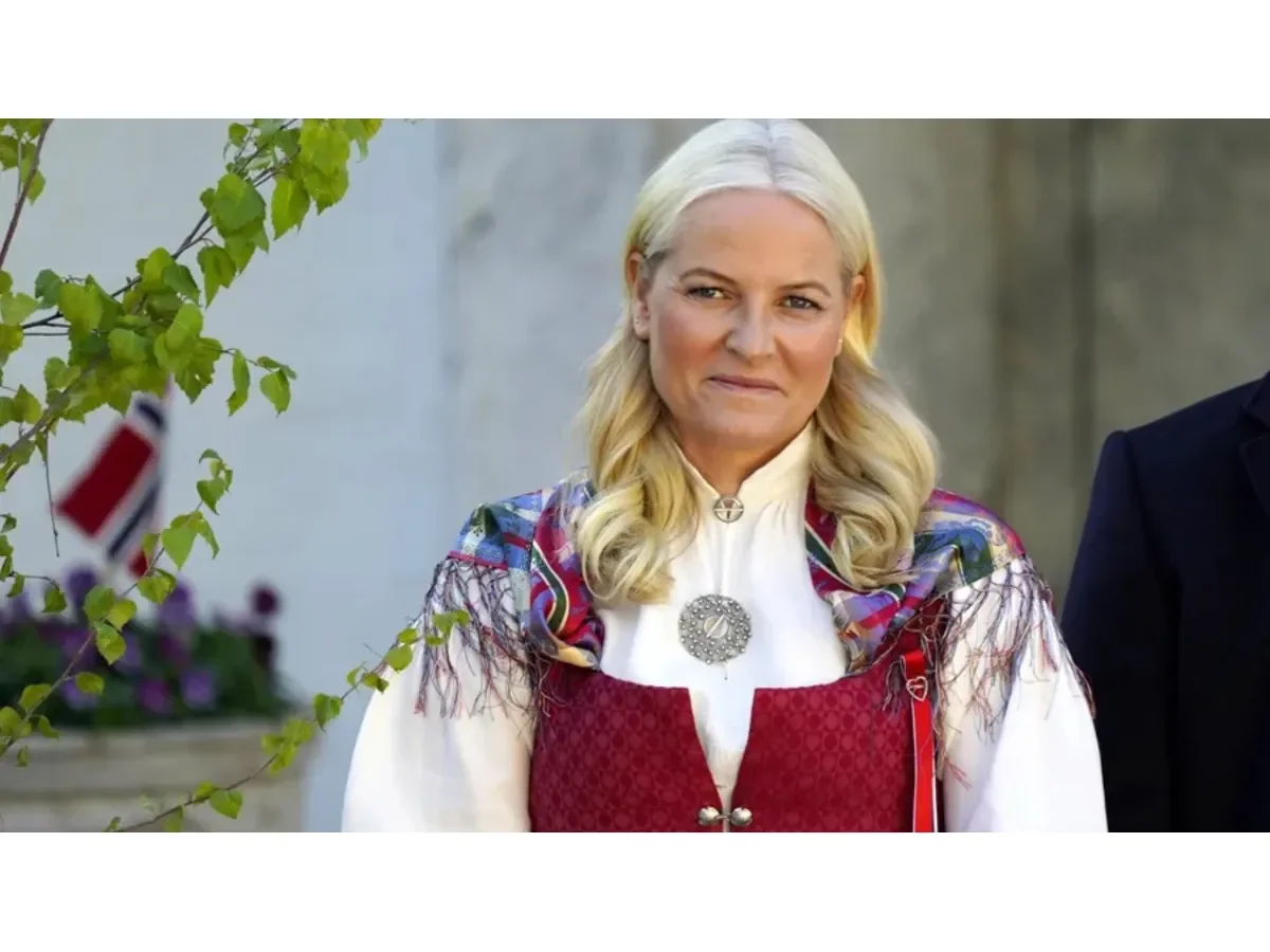 Princesa Mette-Marit de Noruega revela manipulación por parte de Jeffrey Epstein