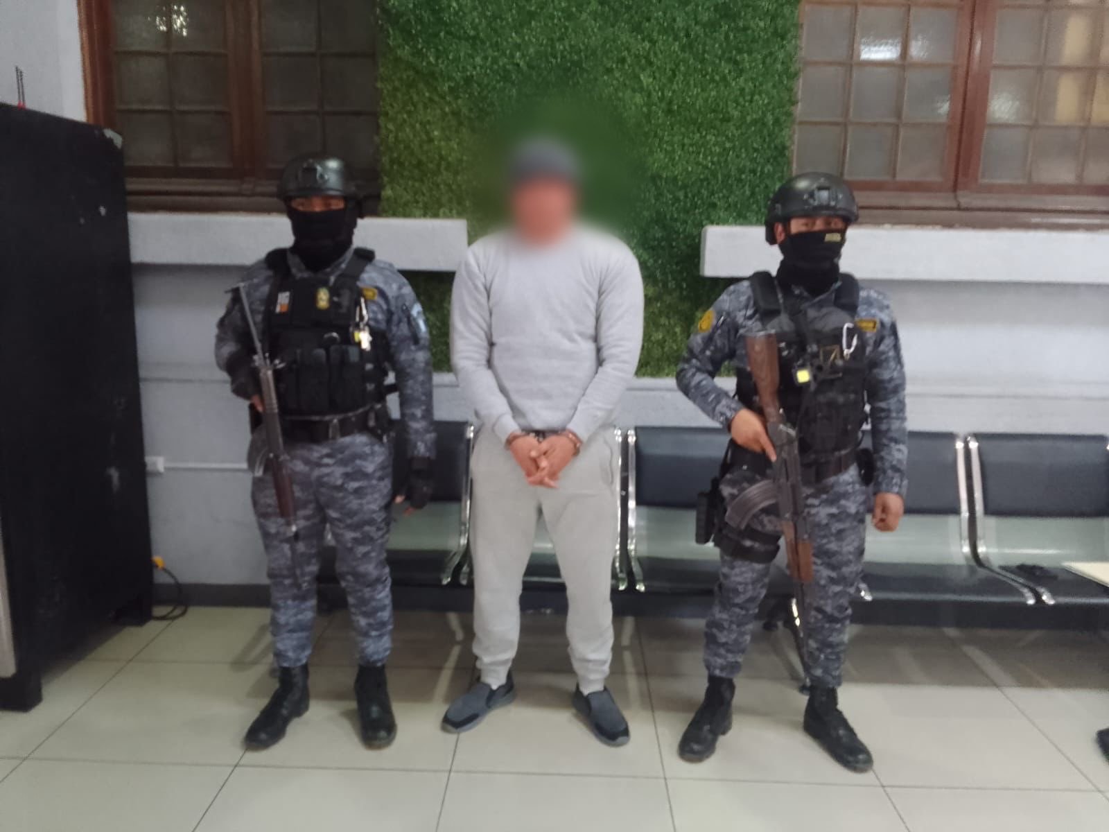 Guatemala extradita a alias “Chele Peña”, presunto operador del narcotráfico requerido por corte de Texas Guatemala extradita a alias “Chele Peña”, presunto operador del narcotráfico requerido por corte de Texas