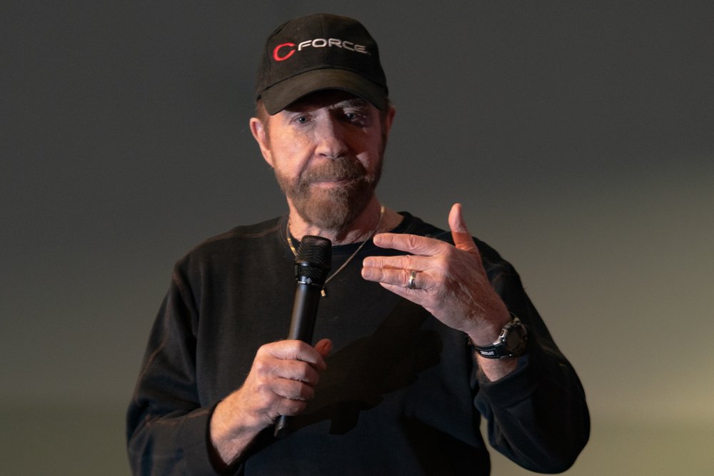 Fallece Chuck Norris a los 86 años, ícono del cine de acción y artes marciales