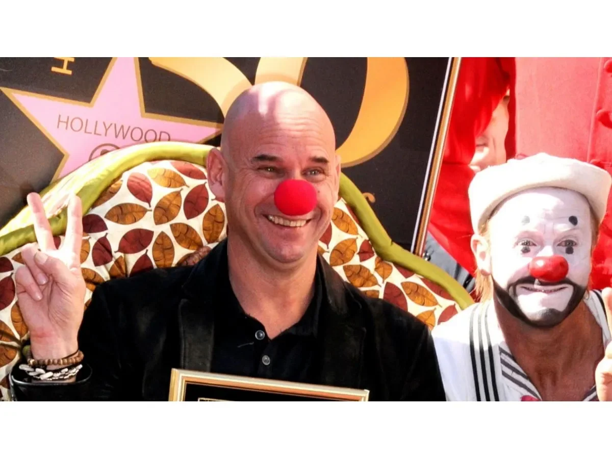 Guy Laliberté: De artista callejero a multimillonario que revolucionó el circo mundial