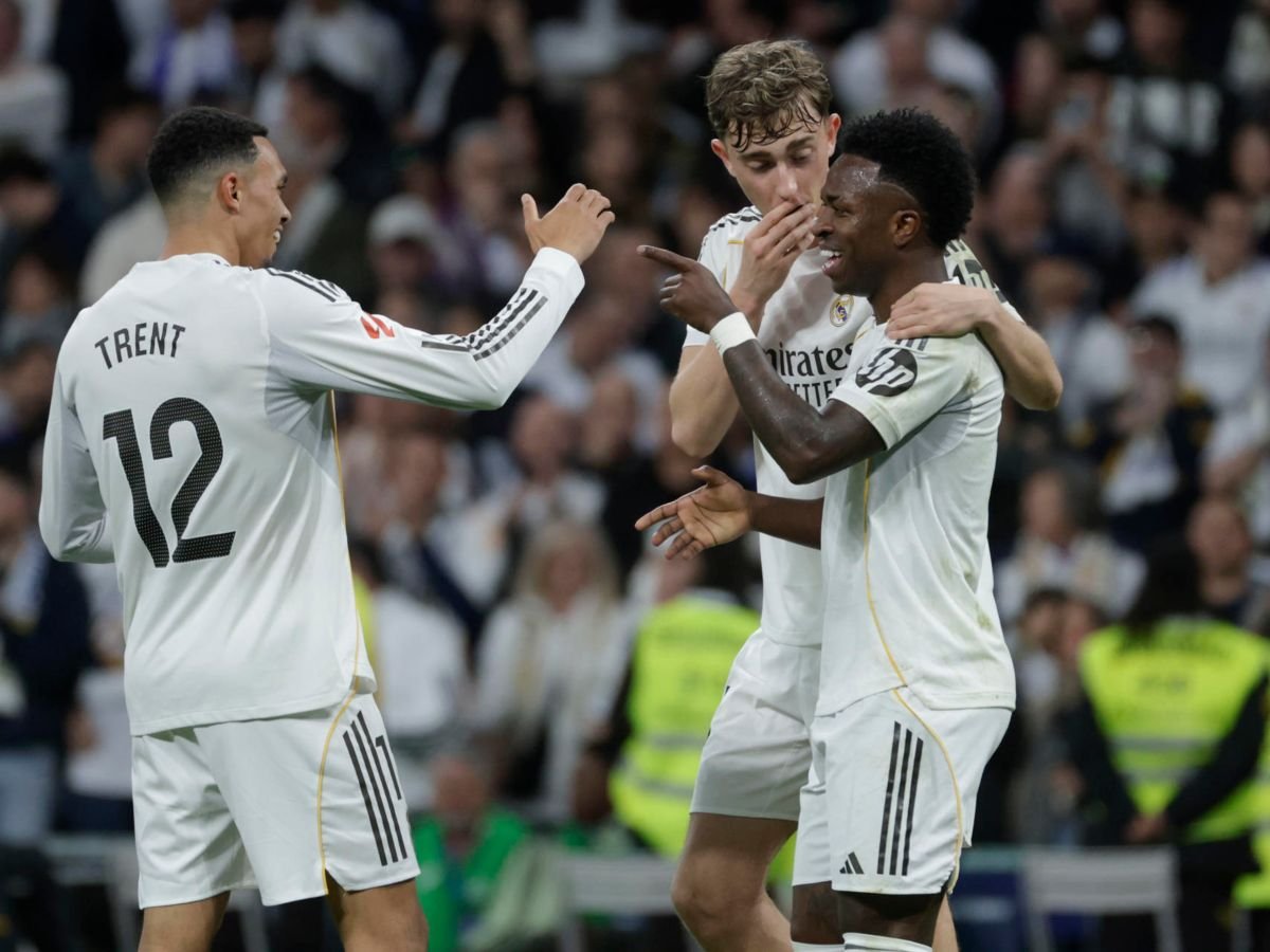 Real Madrid vence 3-2 al Atlético en el derbi y se mantiene cerca del Barça en LaLiga