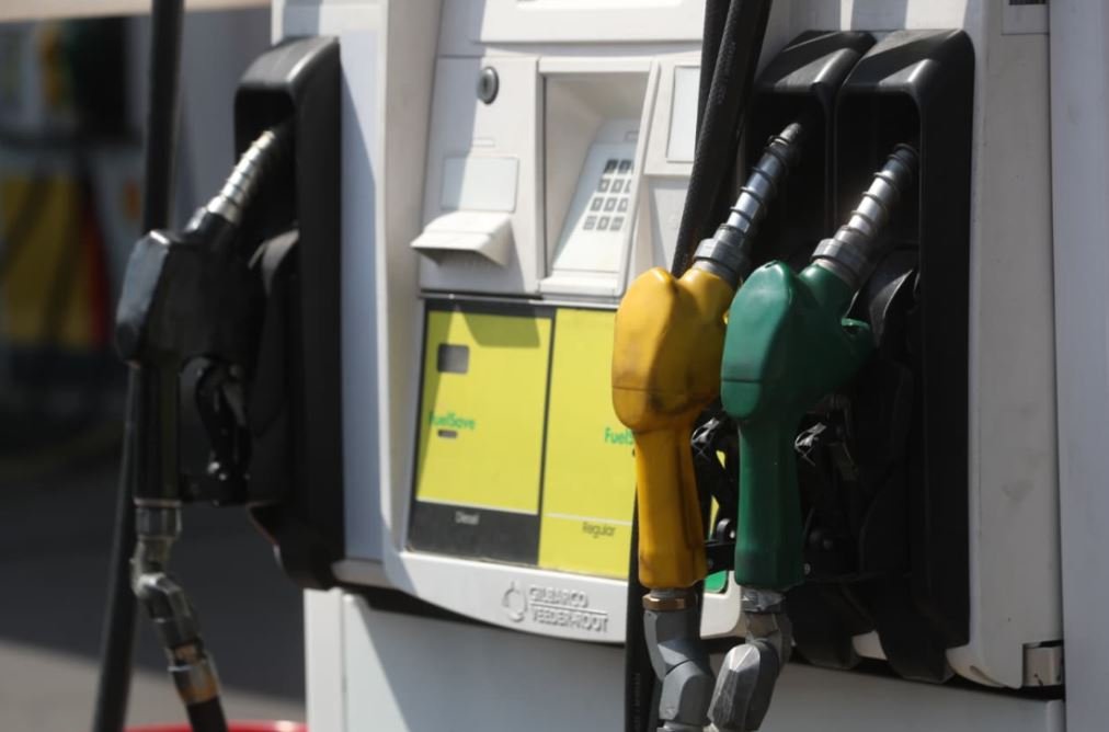 Precios de la gasolina superan los Q40 y el diésel alcanza Q42 por galón en Guatemala