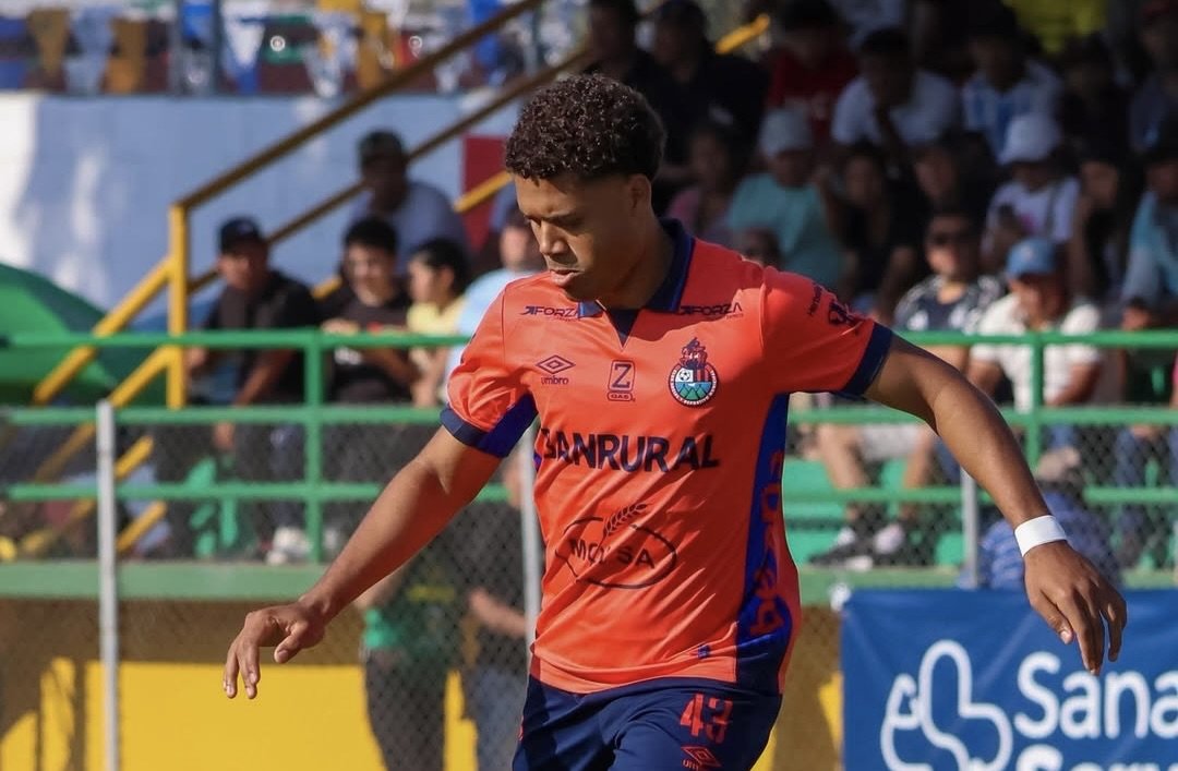 Guastatoya rescata empate 1-1 ante Municipal en un final lleno de emociones en el David Cordón Hichos