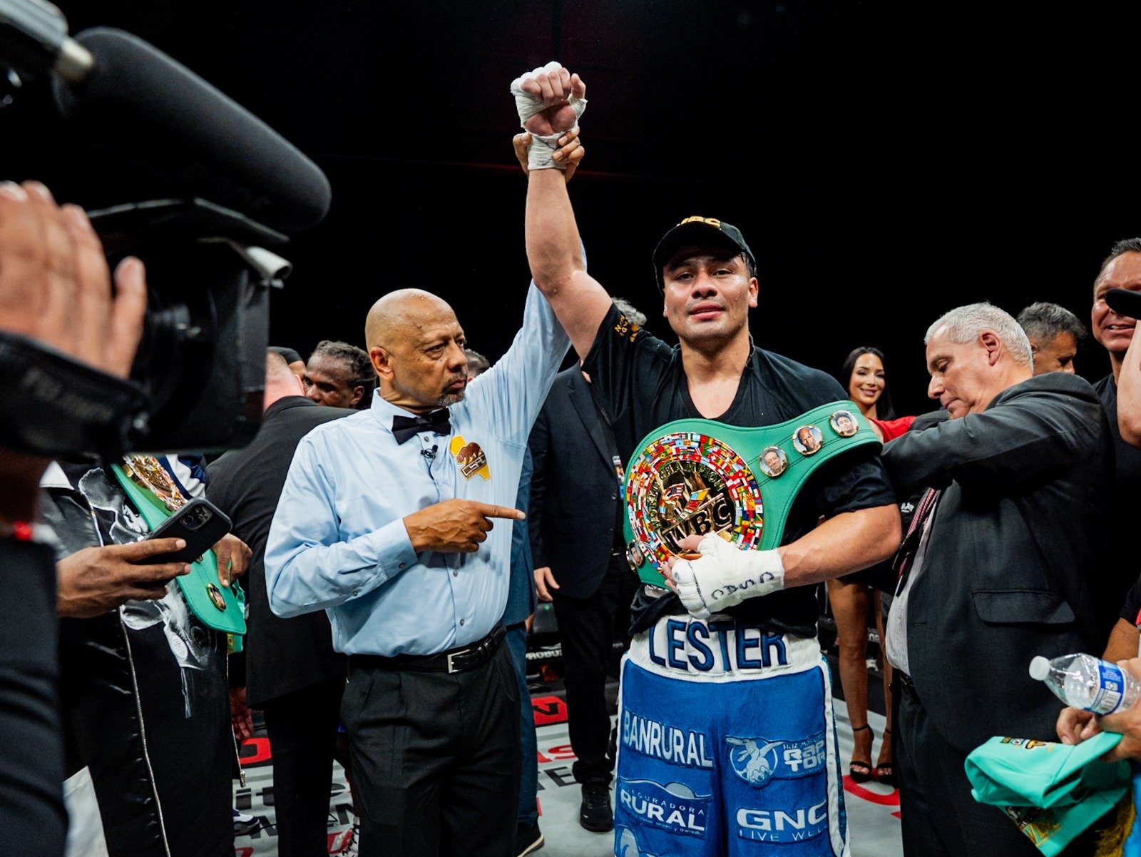 Léster Martínez: El ascenso del primer campeón mundial interino de boxeo de Guatemala
