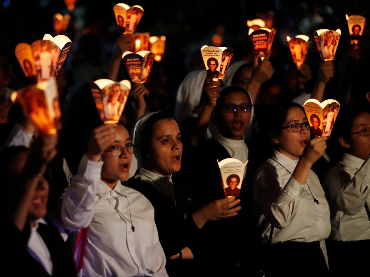 El Salvador conmemora 46 años del asesinato de monseñor Óscar Arnulfo Romero