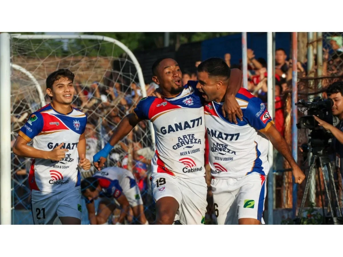 Cristian Gil impulsa la remontada de Luis Ángel Firpo ante Alianza y destaca su regreso a la Selecta