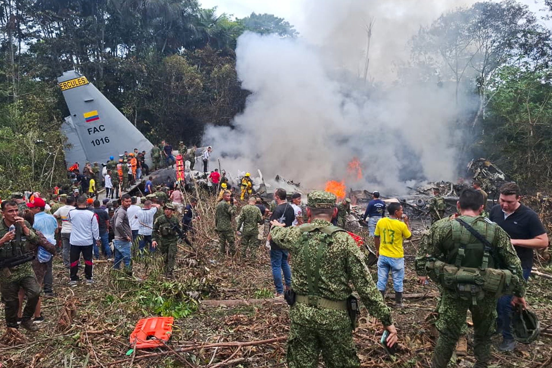Tragedia aérea en Colombia: más de 80 heridos tras accidente de avión militar Hércules C-130