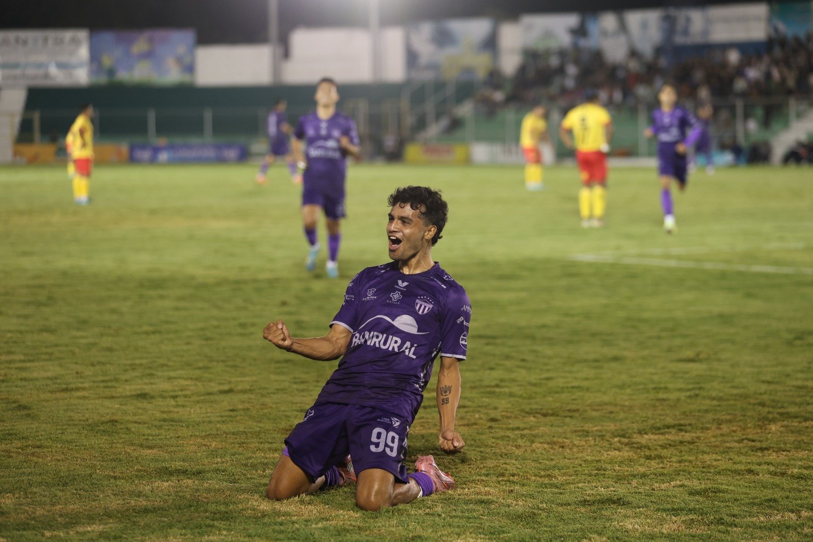 Clausura 2026: Antigua GFC vence a Marquense con gol de Macareño y destacada actuación de Sicán Clausura 2026: Antigua GFC vence a Marquense con gol de Macareño y destacada actuación de Sicán