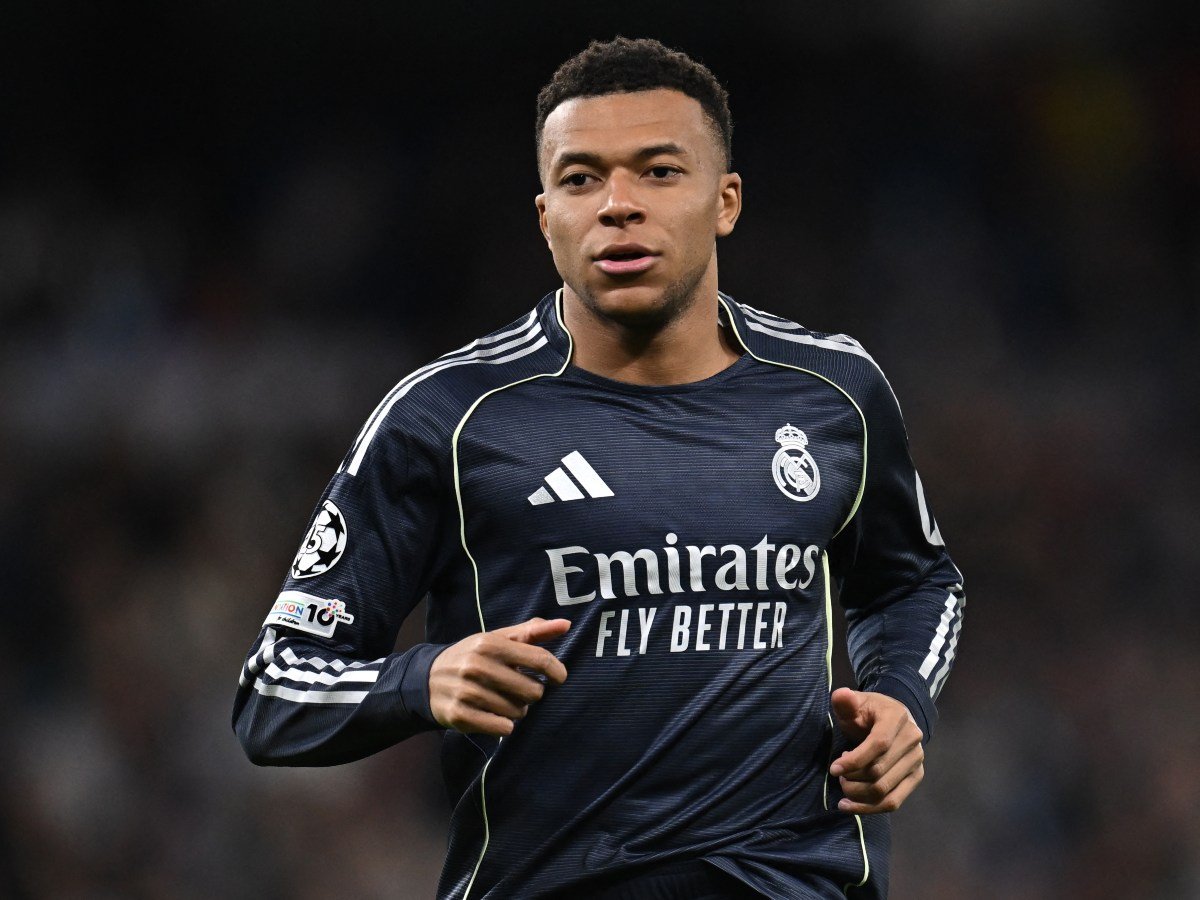 Kylian Mbappé supera lesión de rodilla y se prepara para su regreso con Francia rumbo al Mundial