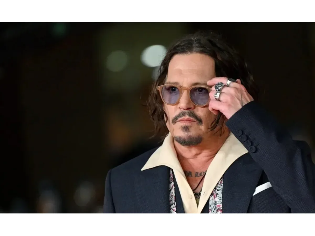 Woody Harrelson pagó $400,000 para no trabajar con Johnny Depp y cambió su carrera