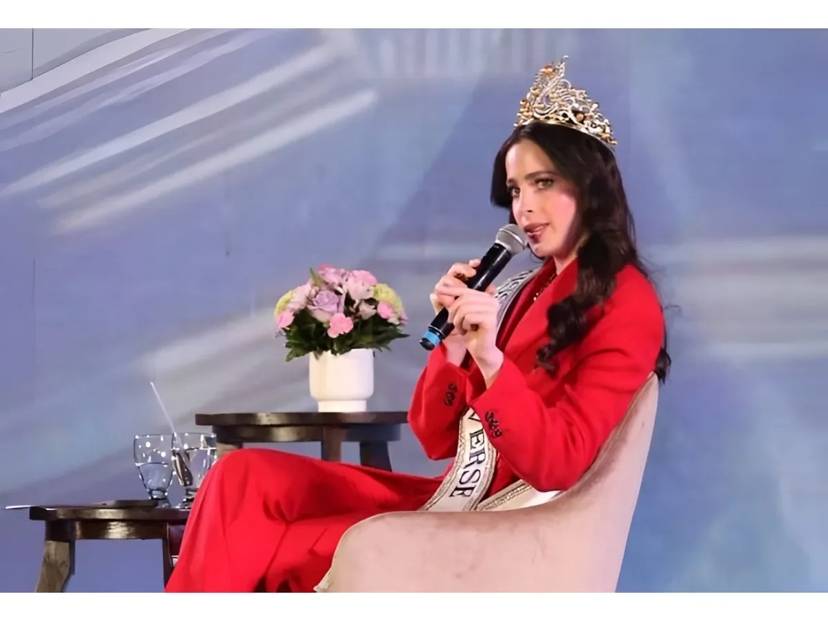 Fátima Bosch comparte en El Salvador experiencia sobre críticas alimenticias en Miss Universo 2025