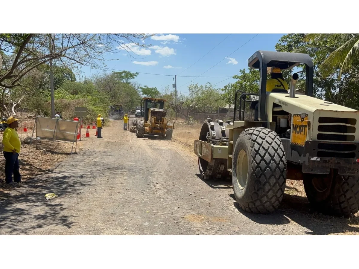 MOP inicia pavimentación y construcción de puente en El Playón, Tecoluca, San Vicente