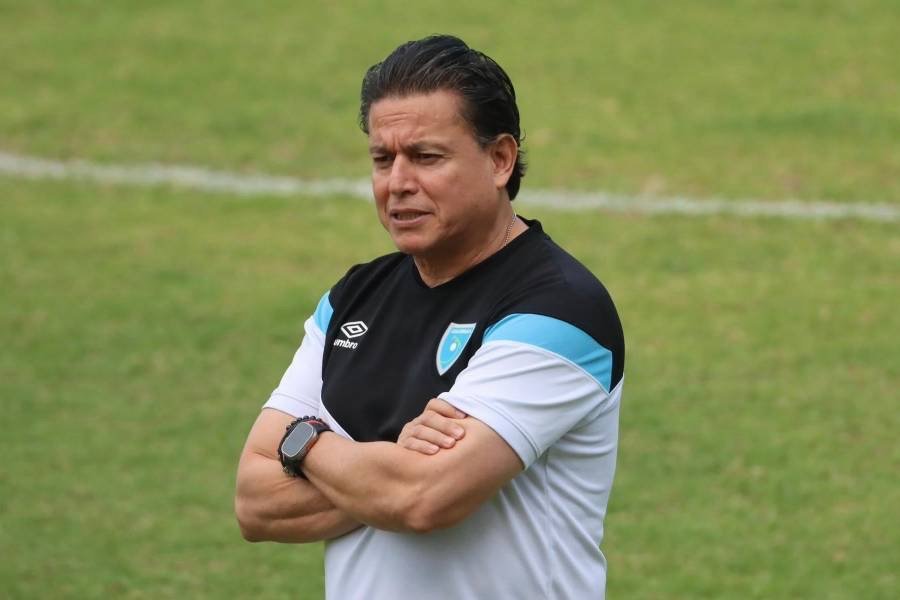 Salvador Reyes asume dirección técnica de Guatemala ante Argelia tras cirugía de Luis Fernando Tena Salvador Reyes asume dirección técnica de Guatemala ante Argelia tras cirugía de Luis Fernando Tena