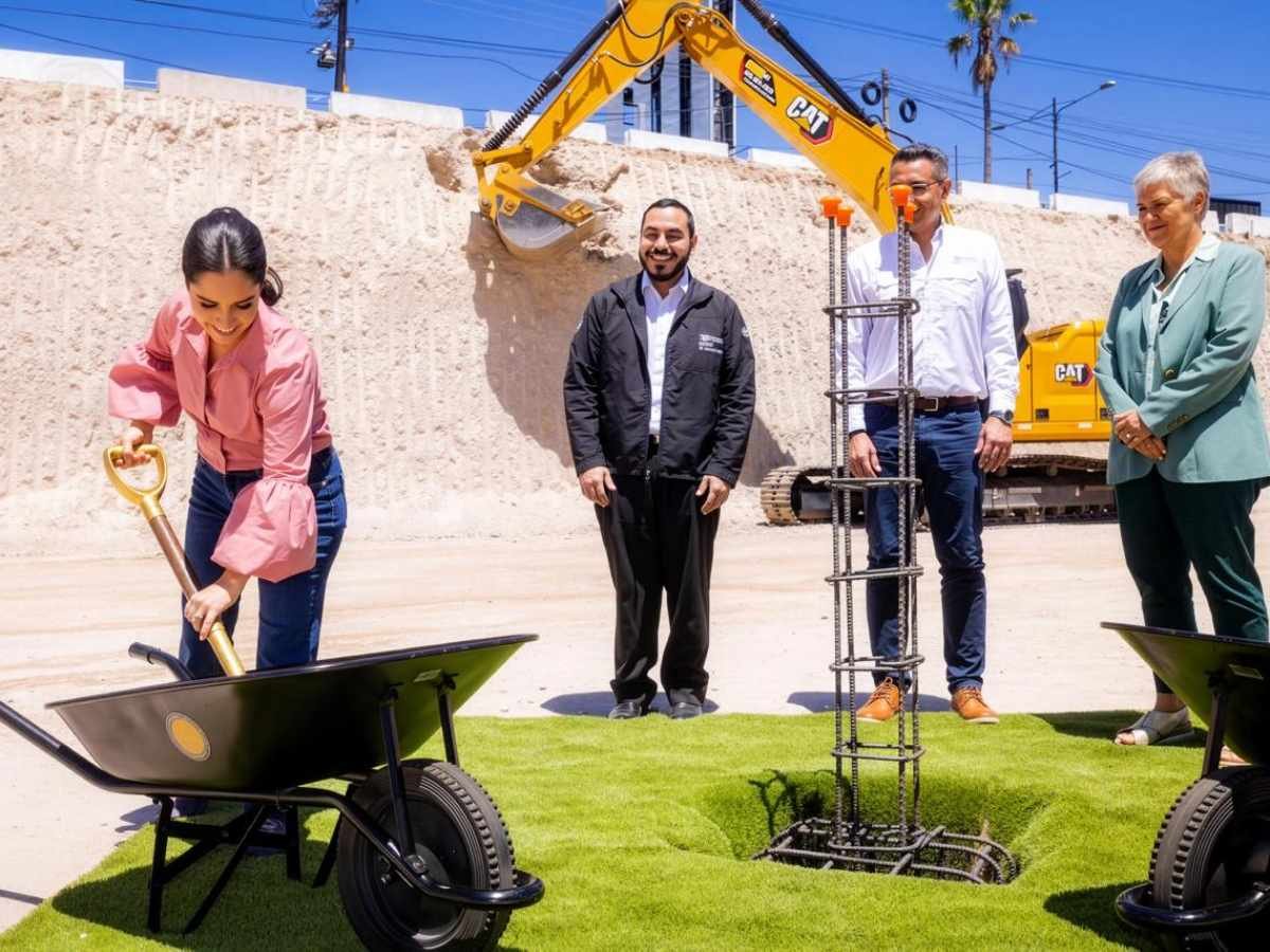 Primera Dama Gabriela de Bukele inaugura construcción del Centro de Maternidad “El Nido” en San Salvador