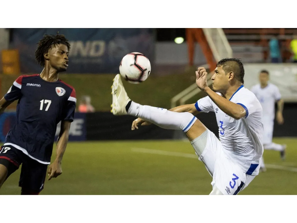 El Salvador y República Dominicana se enfrentan en el inicio de las CONCACAF Series en Santiago