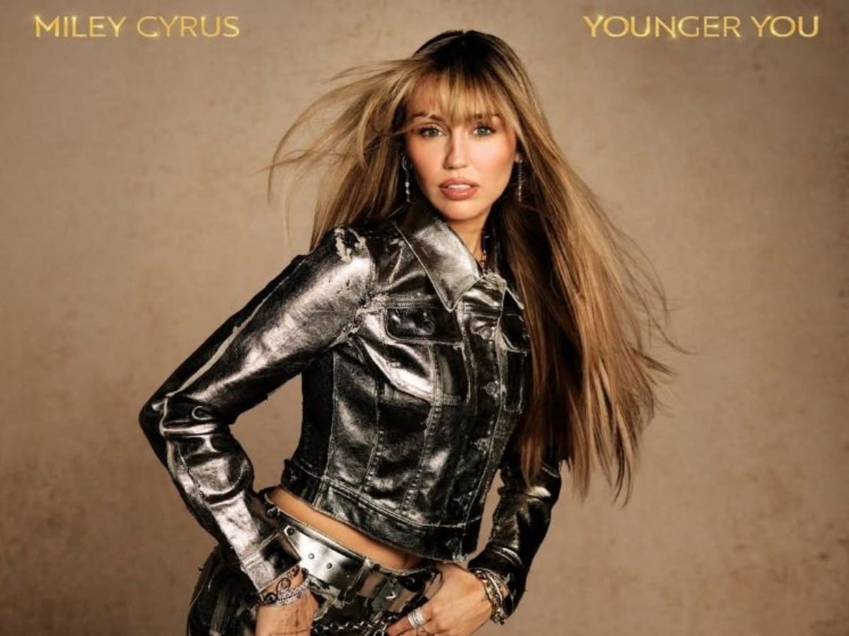 Miley Cyrus rinde homenaje a Hannah Montana con un look renovado en su 20 aniversario