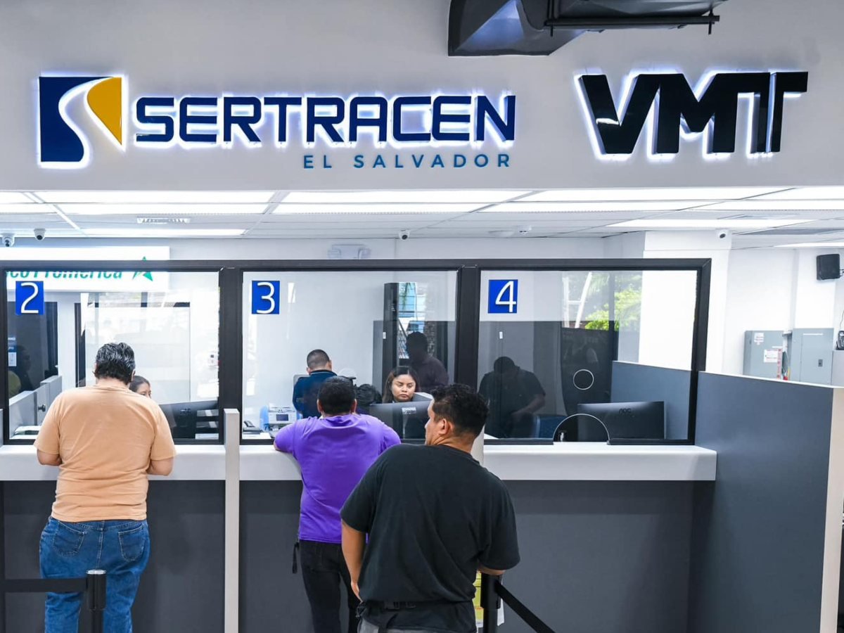 Horarios y cierres de atención en Setracen y VMT durante Semana Santa 2026 en El Salvador