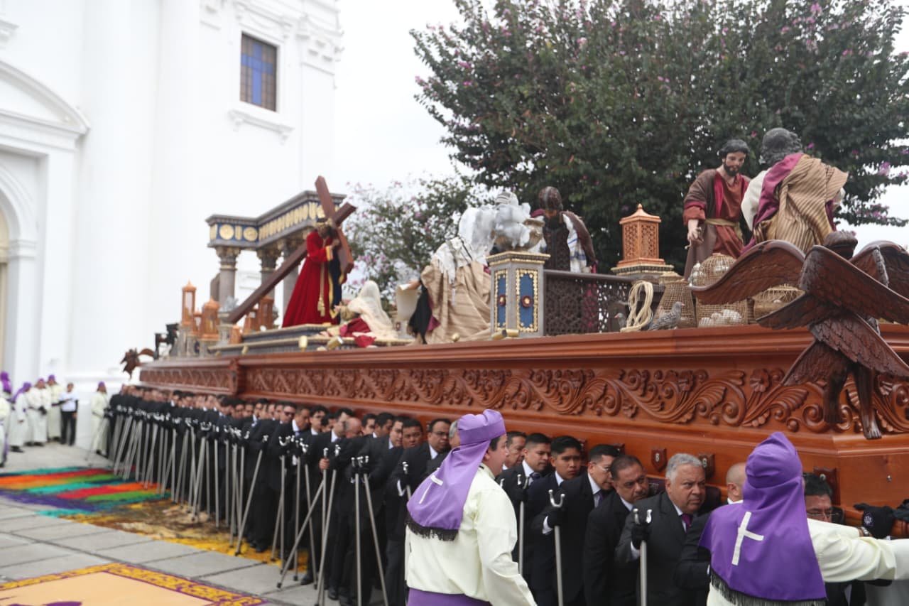 Jesús del Consuelo recorre Ciudad de Guatemala con mensaje de misericordia y perdón en Semana Santa