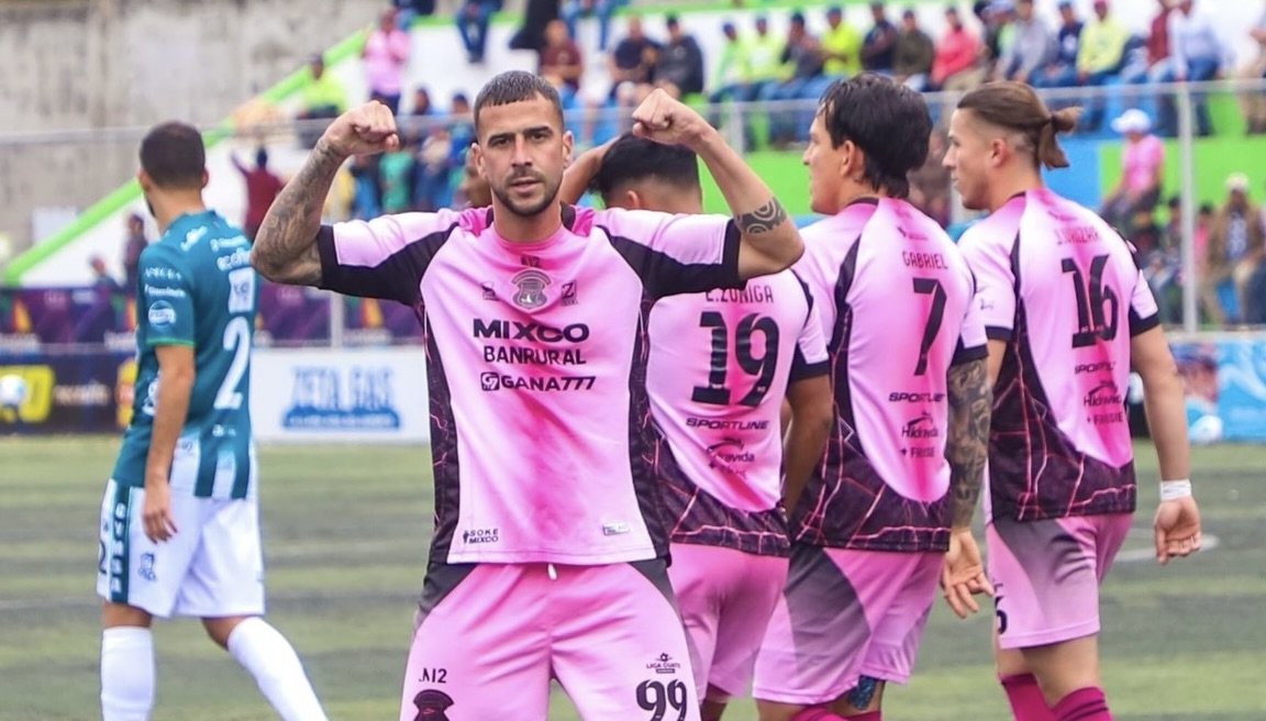Mixco asegura un triunfo clave ante Antigua GFC con doblete de Nicolás Martínez