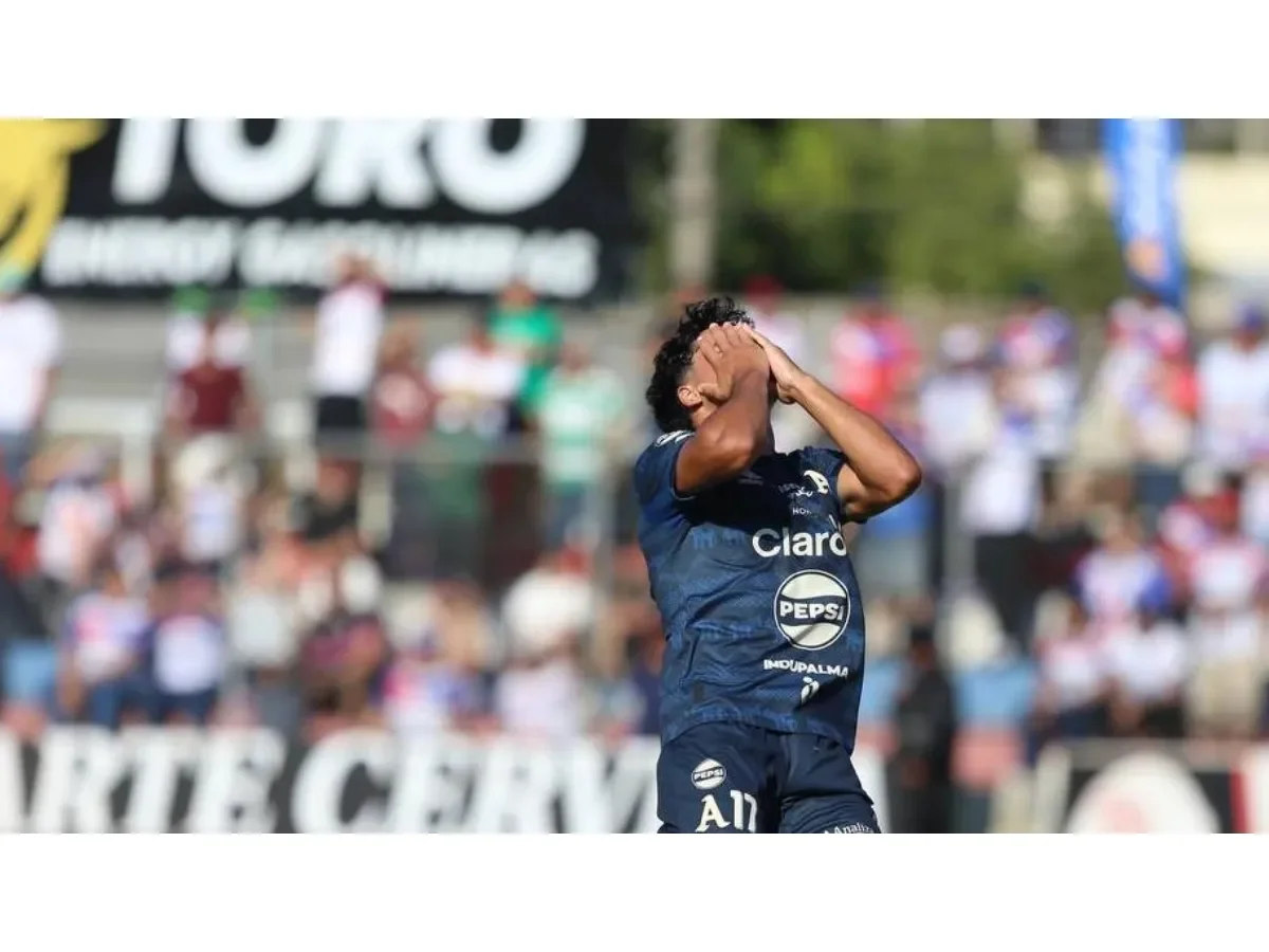 Cuatro bajas confirmadas en Alianza para el duelo contra Platense tras sanciones disciplinarias Cuatro bajas confirmadas en Alianza para el duelo contra Platense tras sanciones disciplinarias