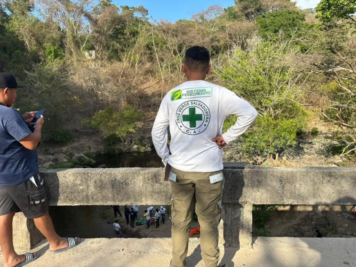 Primer fin de semana de vacaciones registra cuatro muertes por ahogamiento y múltiples accidentes viales en El Salvador