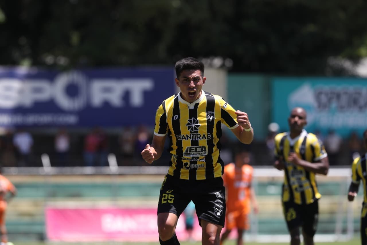 Aurora FC asegura su permanencia en Liga Nacional tras victoria clave ante Achuapa en Clausura 2026 Aurora FC asegura su permanencia en Liga Nacional tras victoria clave ante Achuapa en Clausura 2026