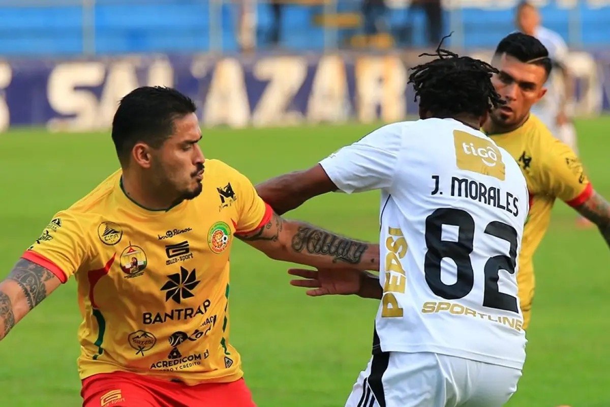 Marquense y Comunicaciones se enfrentan en duelo decisivo por la permanencia en el Torneo Clausura 2026 Marquense y Comunicaciones se enfrentan en duelo decisivo por la permanencia en el Torneo Clausura 2026