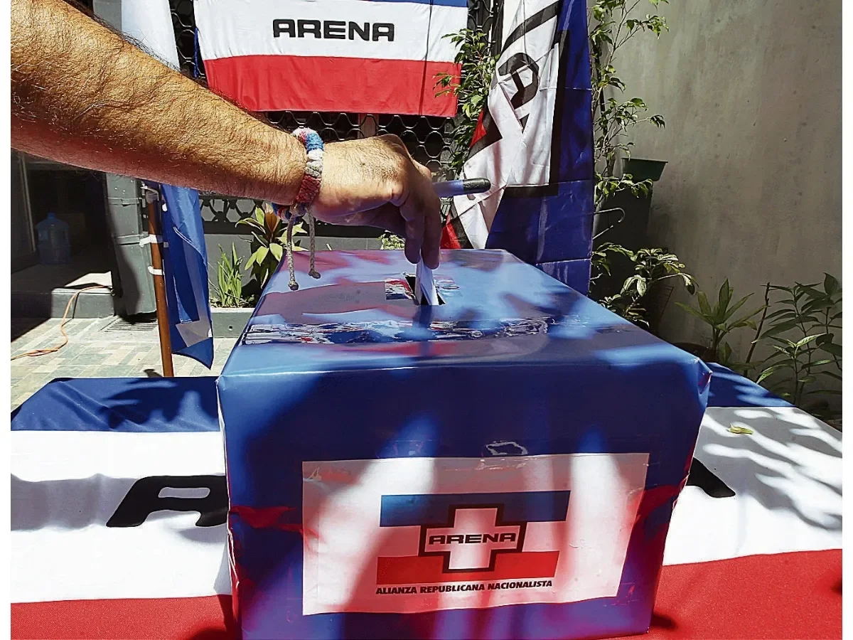 ARENA confirma participación en elecciones 2027 y designación de candidato presidencial en julio